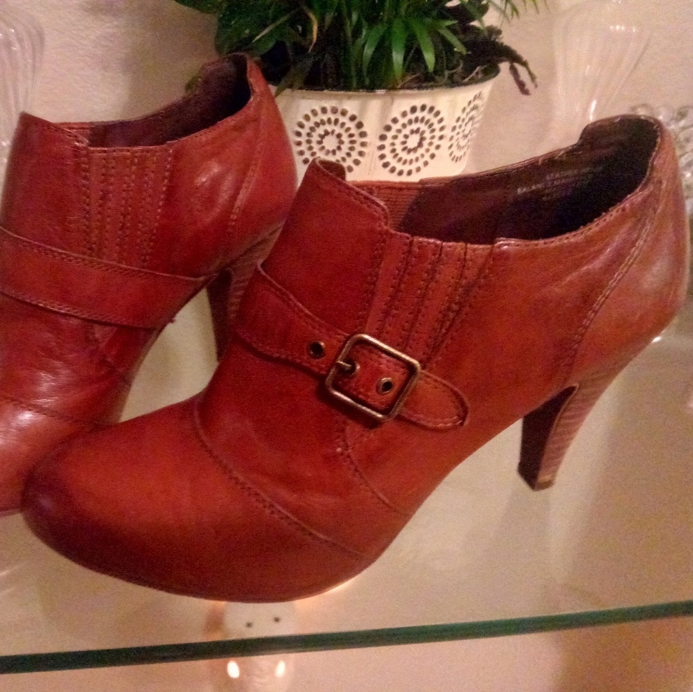 Audrey Brooks ankle boots genuine leather 7 1/2